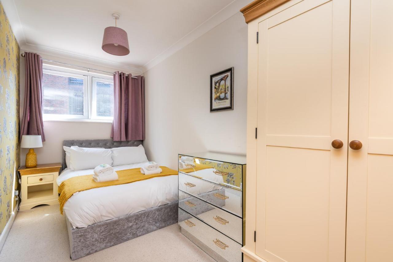 Gorgeous Central Modern - Pass The Keys Apartment *